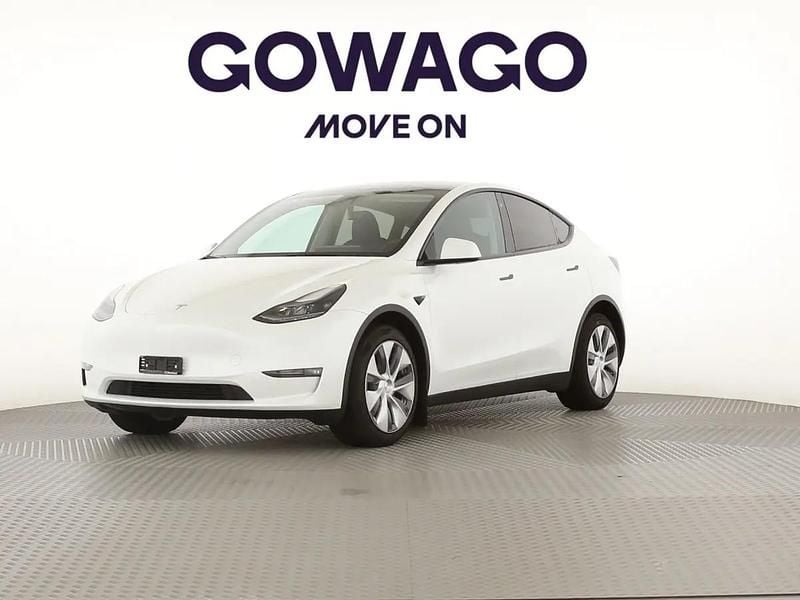 Weiss Gebraucht 2025 Tesla Model Y Long Range AWD SUV | CHF 35’400 (Superpreis) - Bild 1/4