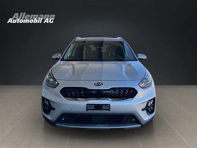 Gebraucht Kia Niro Style 141 PS (103 kW) 2025 Silber SUV