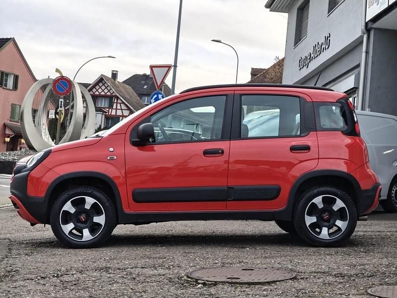 Rot Gebraucht 2020 Fiat Panda 4x4 S Kleinwagen | CHF 12’900 (Fairer Preis) - Bild 1/4