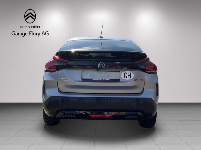 Gebraucht Citroën e-C4 Shine 100 kW (136 PS) 2022 Grau Limousine
