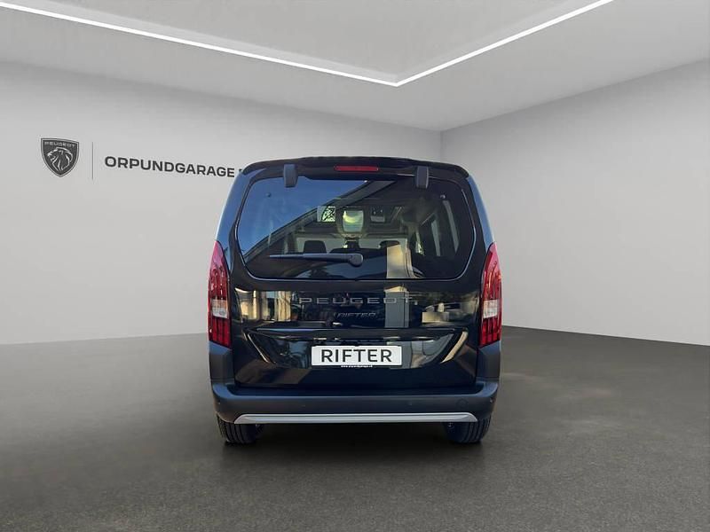 Neu Peugeot Rifter GT 130 PS (95 kW) 2025 Van / Kleinbus