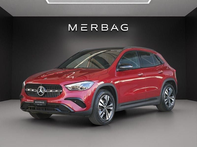 Neu Mercedes GLA200 Night 163 PS (119 kW) 2025 Rot SUV