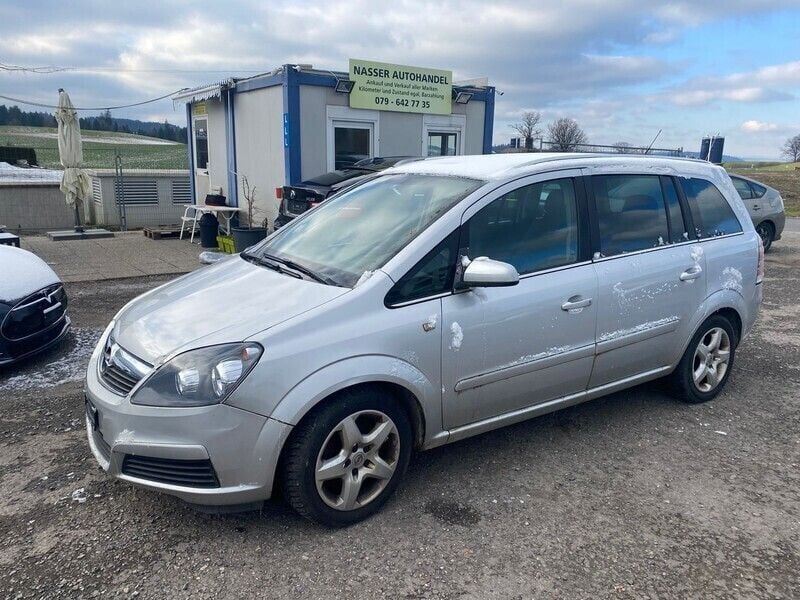 Gebraucht 2007 Opel Zafira Essentia Van / Kleinbus | CHF 900 (Superpreis) - Bild 1/4