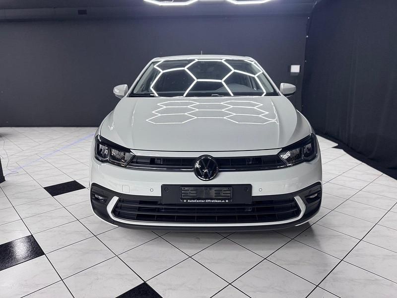 Gebraucht VW Polo Life 95 PS (69 kW) 2023 Weiss Kleinwagen