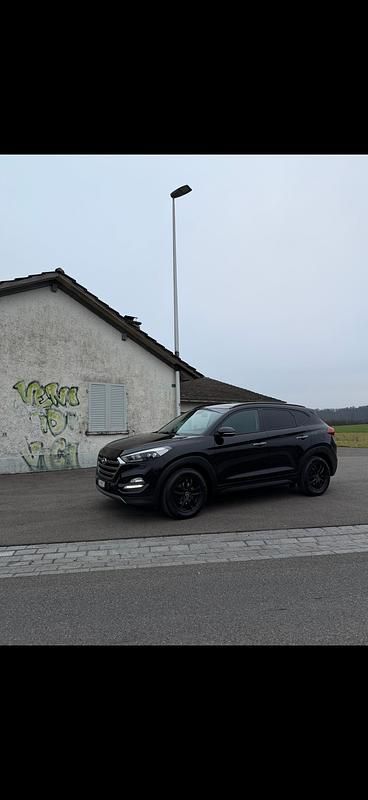 Gebraucht 2016 Hyundai Tucson SUV | CHF 13’900 (Etwas zu teuer) - Bild 1/4