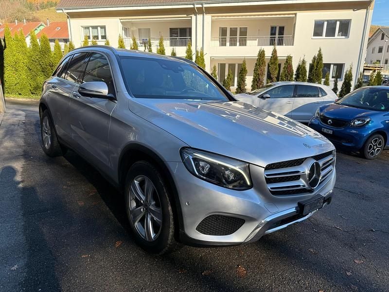 Gebraucht Mercedes GLC250 204 PS (150 kW) 2019