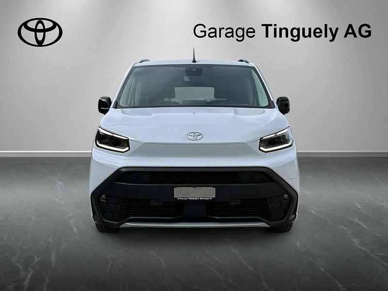 Gebraucht Toyota Proace Verso City 100 kW (136 PS) 2025 Weiss Kombi