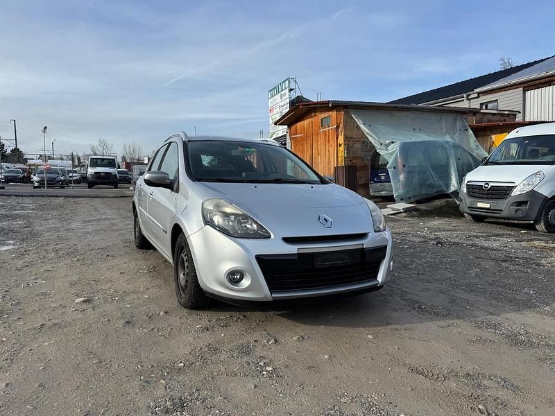 Gebraucht Renault Clio IV Night&Day 88 PS (64 kW) 2012