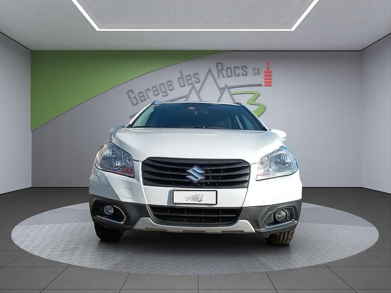 Gebraucht Suzuki SX4 120 PS (88 kW) 2014 Weiss Limousine