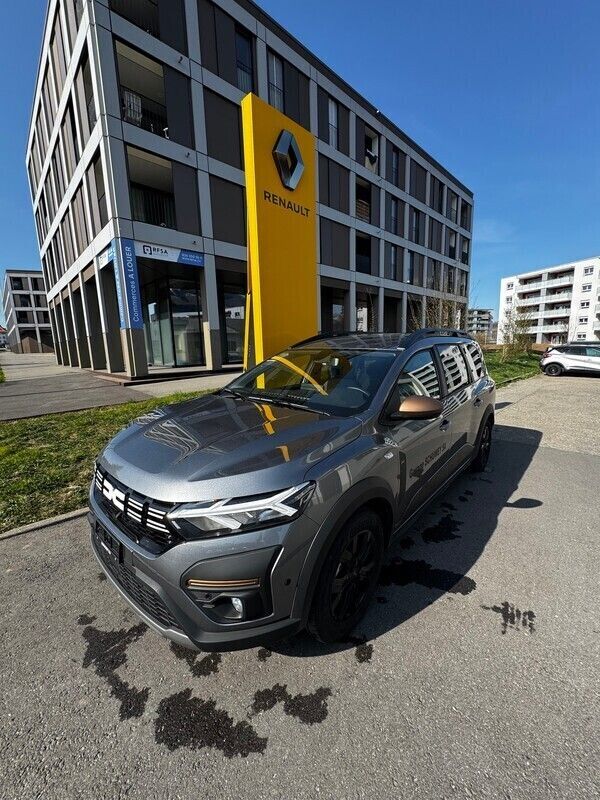 Gebraucht 2023 Dacia Jogger Extreme Van / Kleinbus | CHF 27’690 (Teuer) - Bild 1/4