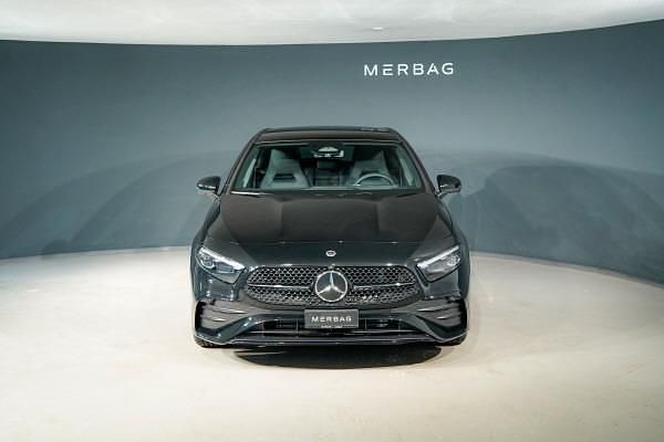 Gebraucht Mercedes A220 190 PS (139 kW) 2024 Schwarz Limousine