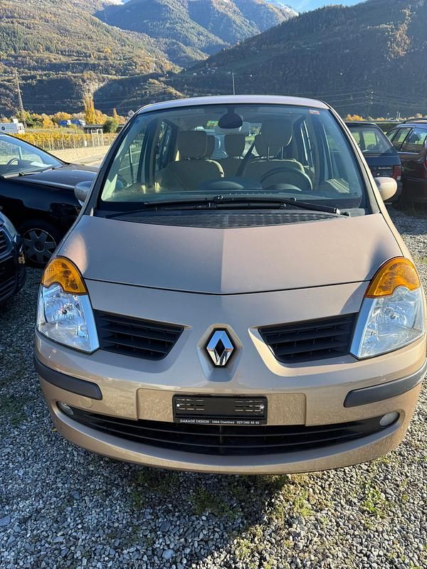 Gebraucht 2005 Renault Modus Van / Kleinbus | CHF 3’500 - Bild 1/4