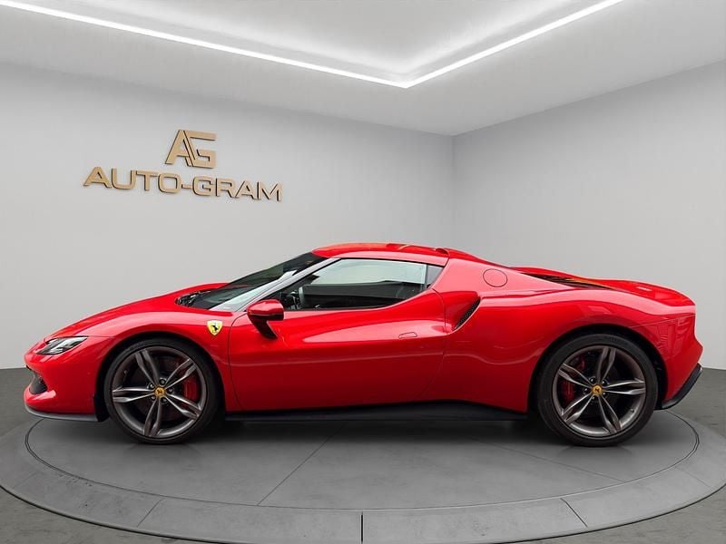 Gebraucht Ferrari 296 830 PS (610 kW) 2024