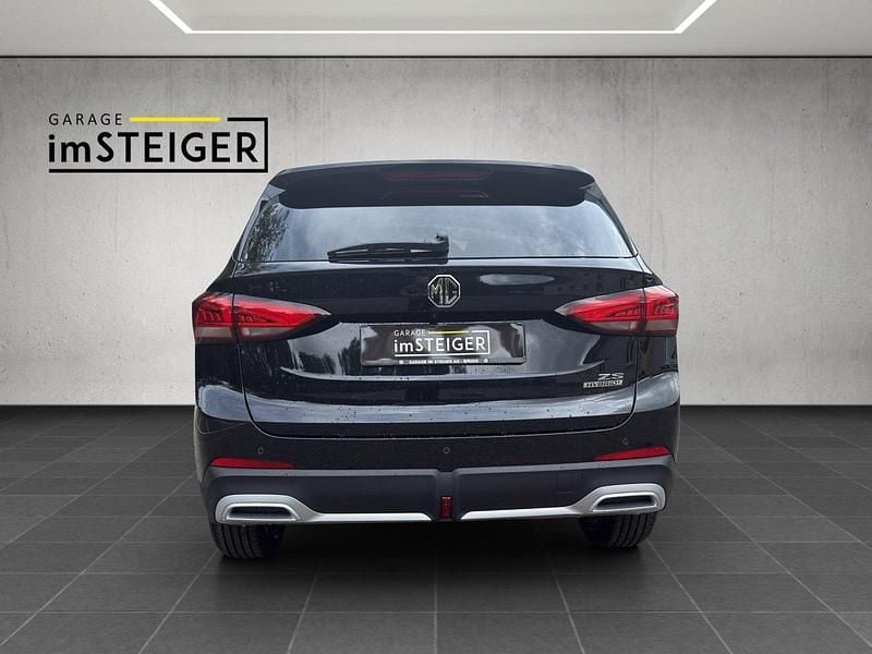 Neu MG ZS Luxury 197 PS (144 kW) 2025 SUV