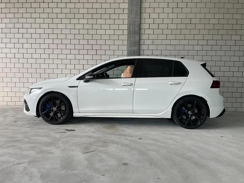 Gebraucht VW Golf VIII R 320 PS (235 kW) 2025 Weiss