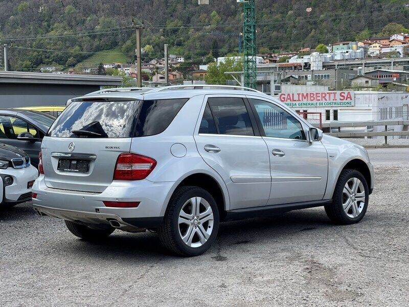 Gebraucht Mercedes ML350 211 PS (155 kW) 2009 SUV