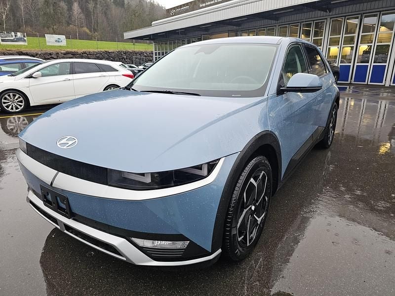 Neu Hyundai Ioniq 239 kW (325 PS) 2025 Blau Kleinwagen