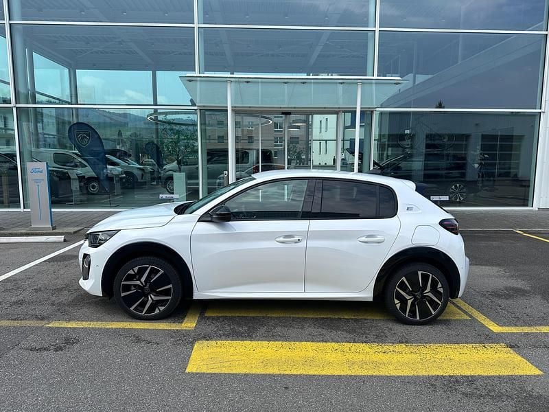 Weiss Gebraucht 2025 Peugeot 208 GT Kleinwagen | CHF 27’900 - Bild 1/4