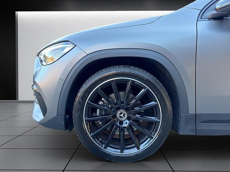 Gebraucht Mercedes GLA220 AMG line 190 PS (139 kW) 2021 Grau SUV