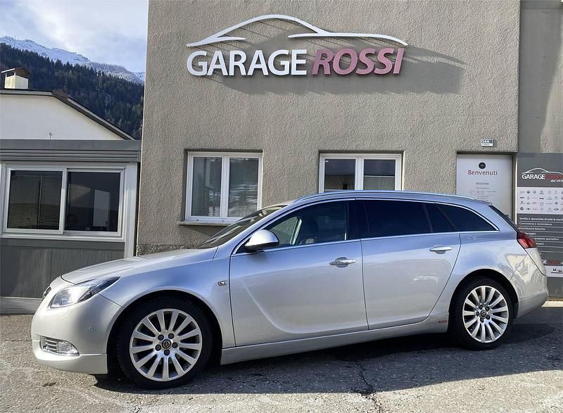Silber Gebraucht 2009 Opel Insignia Sport Kombi | CHF 7’500 (Teuer) - Bild 1/4