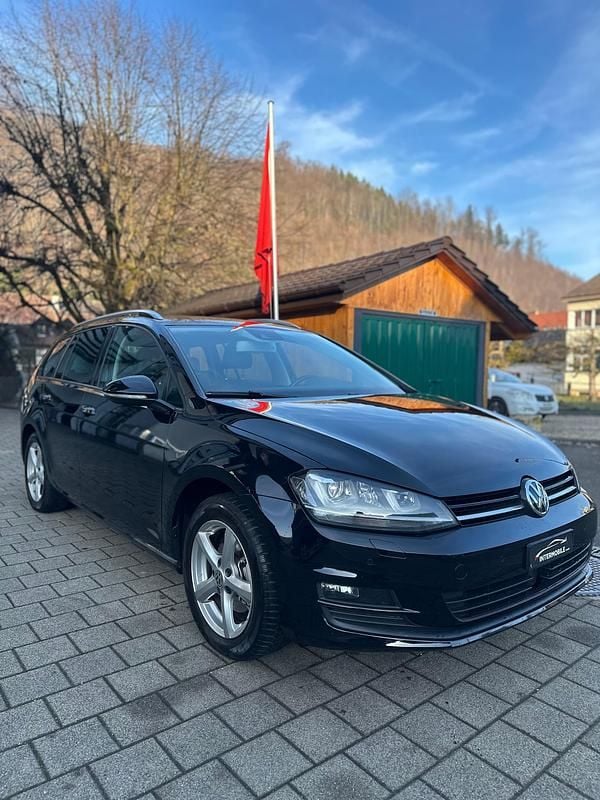 Gebraucht VW Golf VII Highline 150 PS (110 kW) 2015 Kombi