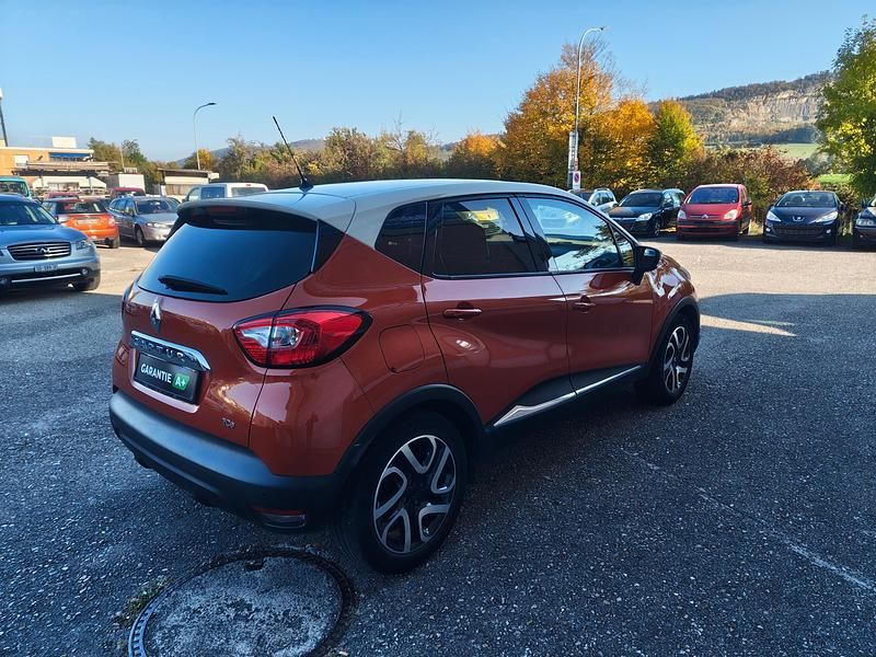 Gebraucht Renault Captur 120 PS (88 kW) 2015 SUV