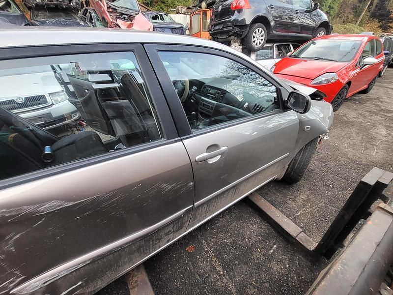 Gebraucht Toyota Corolla 192 PS (141 kW) 2004