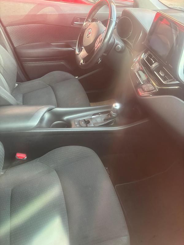 Gebraucht Toyota C-HR Multidrive S 131 PS (96 kW) 2018 SUV