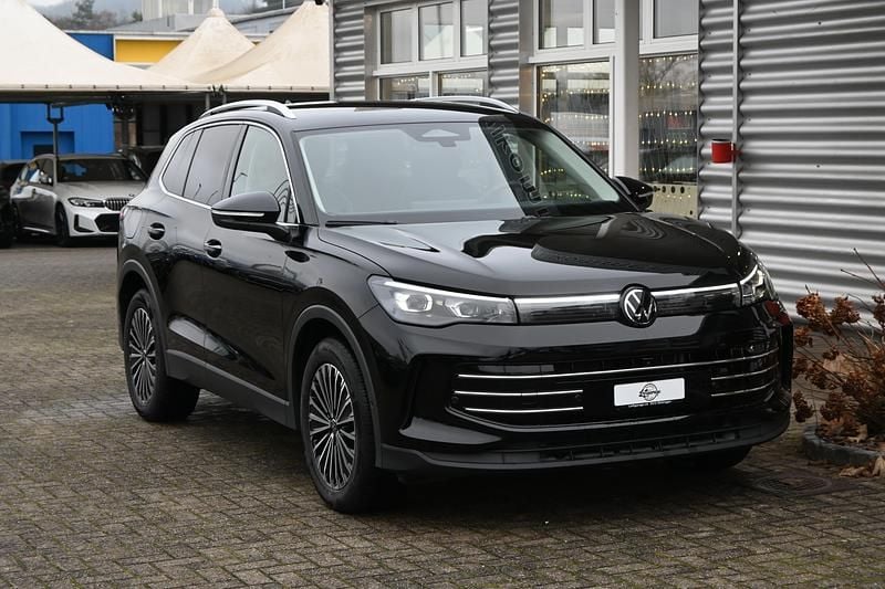 Gebraucht 2025 VW Tiguan Elegance SUV | CHF 36’990 (Fairer Preis) - Bild 1/4