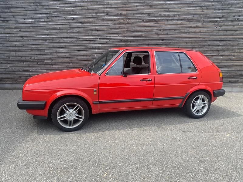Gebraucht 1985 VW Golf II Kleinwagen | CHF 10’900 - Bild 1/4