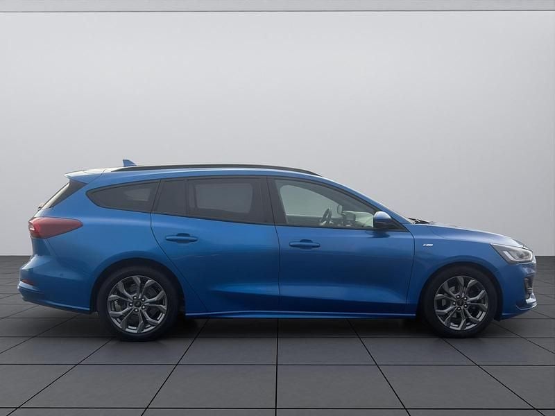 Gebraucht Ford Focus ST-Line 155 PS (114 kW) 2023 Schwarz Kombi