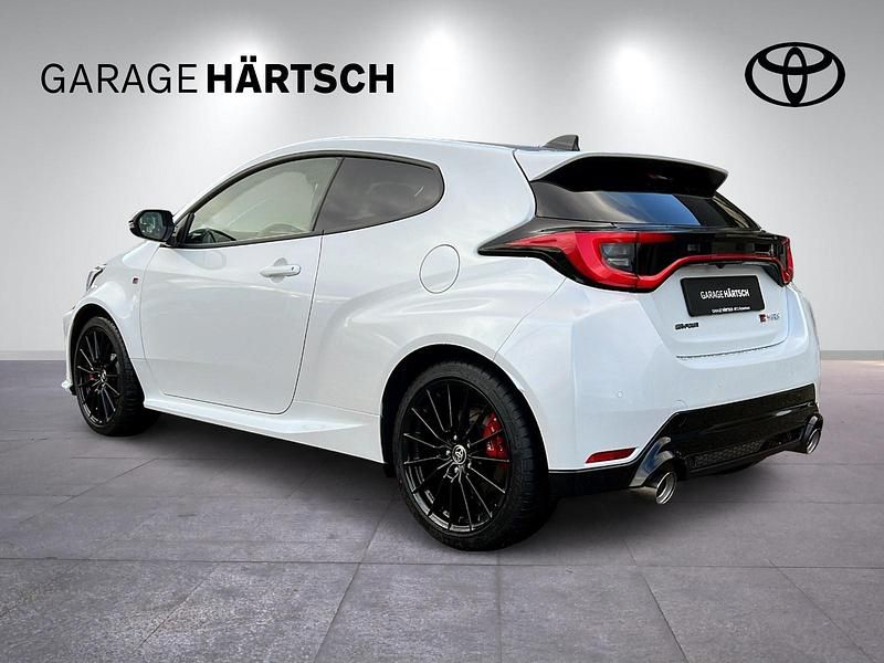 Gebraucht Toyota Yaris Sport 280 PS (205 kW) 2024 Weiss Limousine