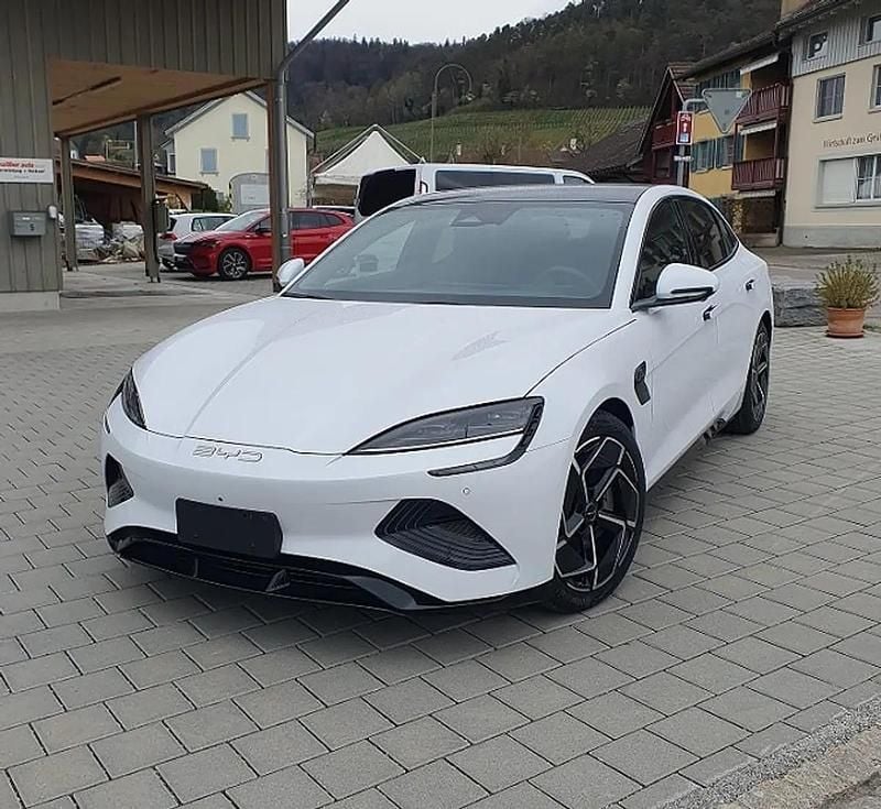 Neu BYD Seal 389 kW (530 PS) 2026 Weiss