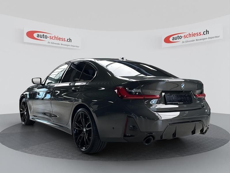 Gebraucht BMW 320 Shadowline 292 PS (214 kW) 2024 Limousine