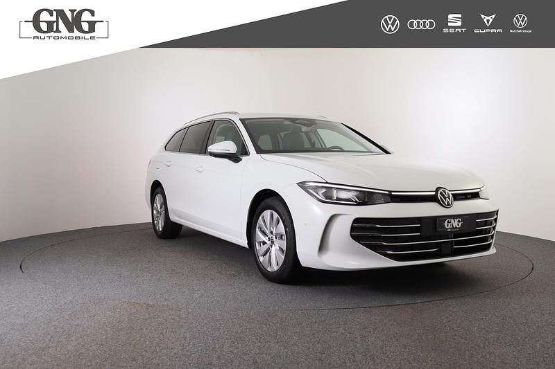 Neu VW Passat Business 192 PS (141 kW) 2026 Weiss Kombi