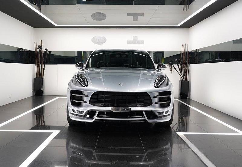 Gebraucht Porsche Macan Turbo 480 PS (353 kW) 2017 SUV