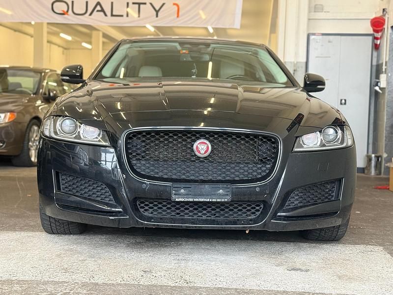 Gebraucht Jaguar XF Prestige 180 PS (132 kW) 2016