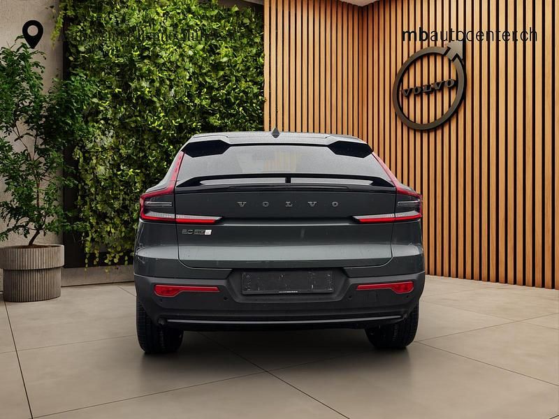 Neu Volvo EC40 Performance 325 kW (442 PS) 2026 SUV