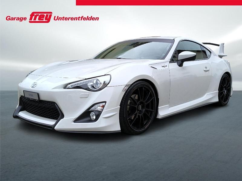 Weiss Gebraucht 2016 Toyota GT86 GT Coupé | CHF 29’800 - Bild 1/4