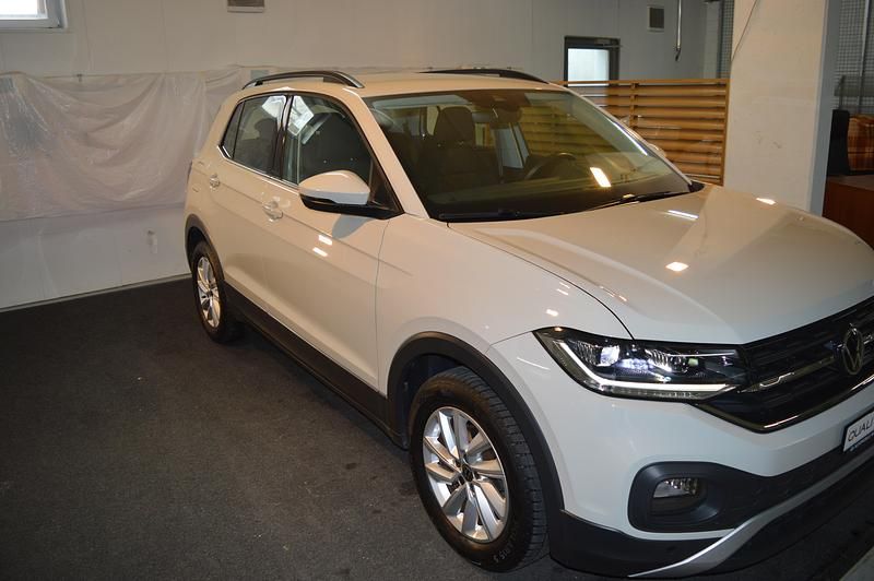 Gebraucht VW T-Cross Life 110 PS (80 kW) 2023 SUV
