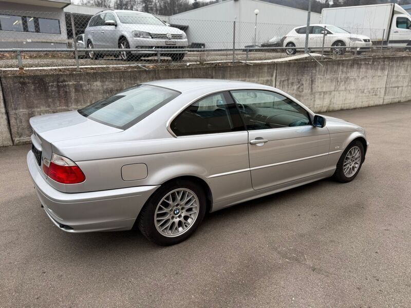Gebraucht BMW 328 193 PS (141 kW) 2000 Coupé