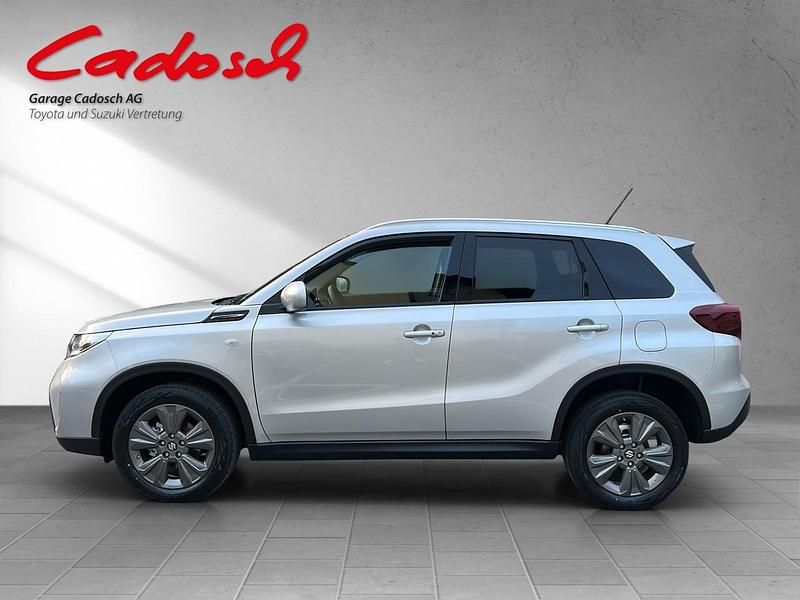 Neu Suzuki Vitara 110 PS (80 kW) 2025 Silber SUV
