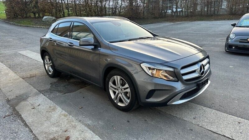 Gebraucht Mercedes GLA250 211 PS (155 kW) 2014 SUV