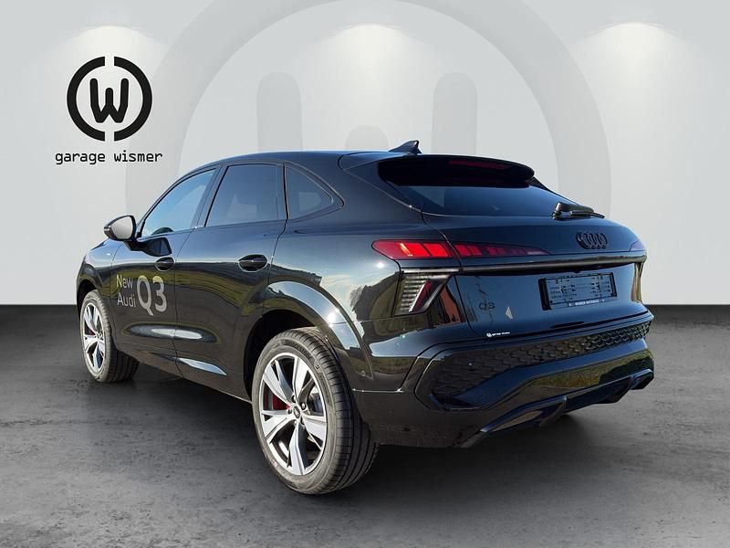 Gebraucht Audi Q3 Sportback Ambiente 150 PS (110 kW) 2025 Schwarz SUV