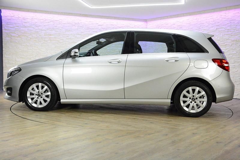 Gebraucht Mercedes B220 Urban 177 PS (130 kW) 2018 Van / Kleinbus