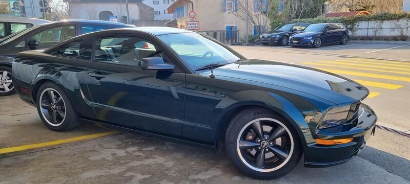 Gebraucht Ford Mustang Premium 320 PS (235 kW) 2009 Grün Coupé