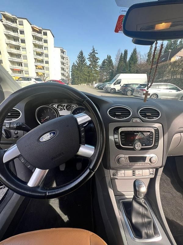 Gebraucht Ford Focus Titanium 145 PS (106 kW) 2010