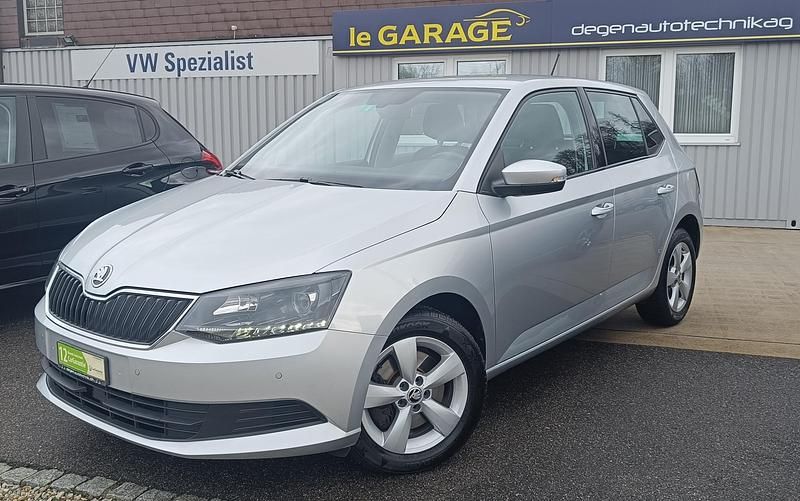 Silber Gebraucht 2016 Skoda Fabia Ambition Limousine | CHF 11’200 (Fairer Preis) - Bild 1/4