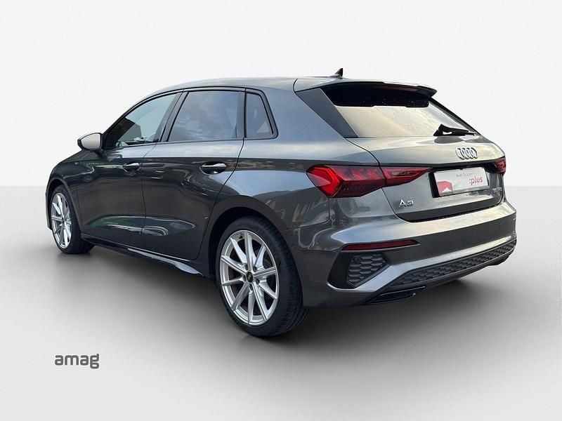 Gebraucht Audi A3 S-Line 150 PS (110 kW) 2023 Grau Limousine