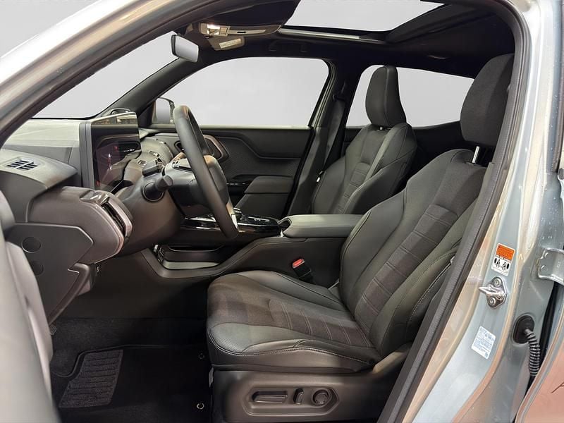 Neu Toyota Urban Cruiser Premium 135 kW (184 PS) 2025 Grau SUV